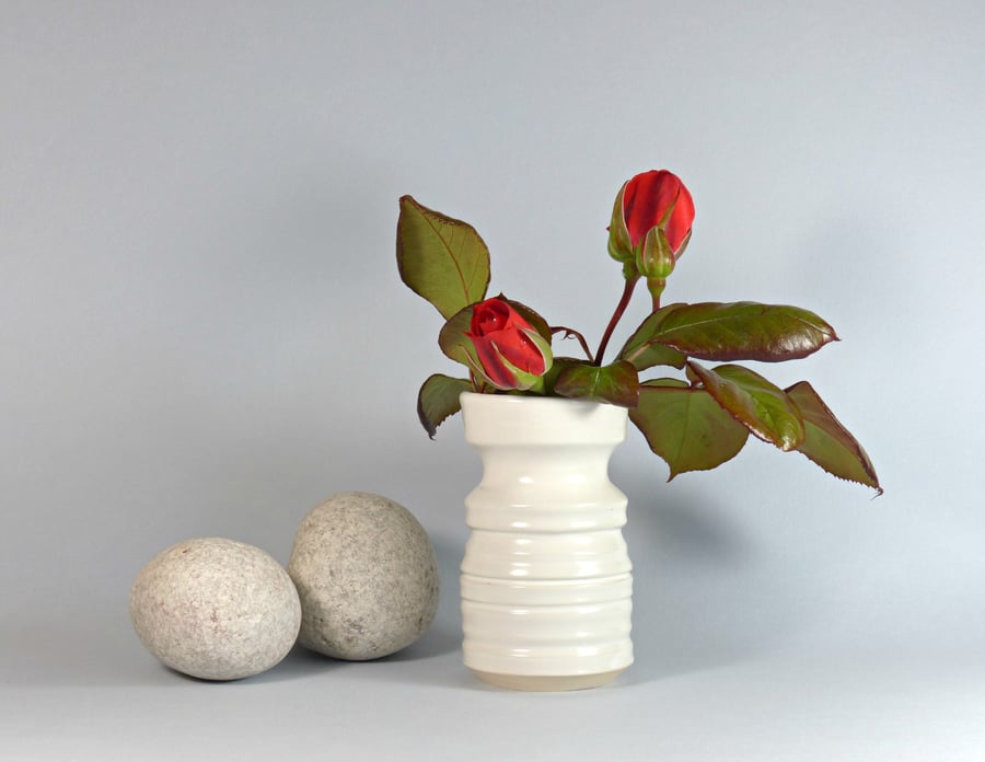 Beautiful Milk Churn  White Stoneware Ceramic Bud Vase Pottery UK