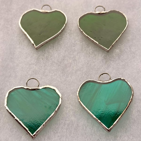 Stained glass small heart, GREEN variations