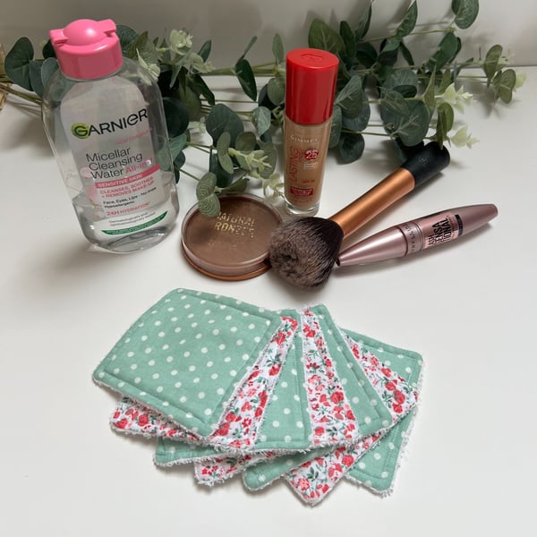 Reusable Bamboo Towelling Face Pads Pack of 7 - Polka Dots & Florals