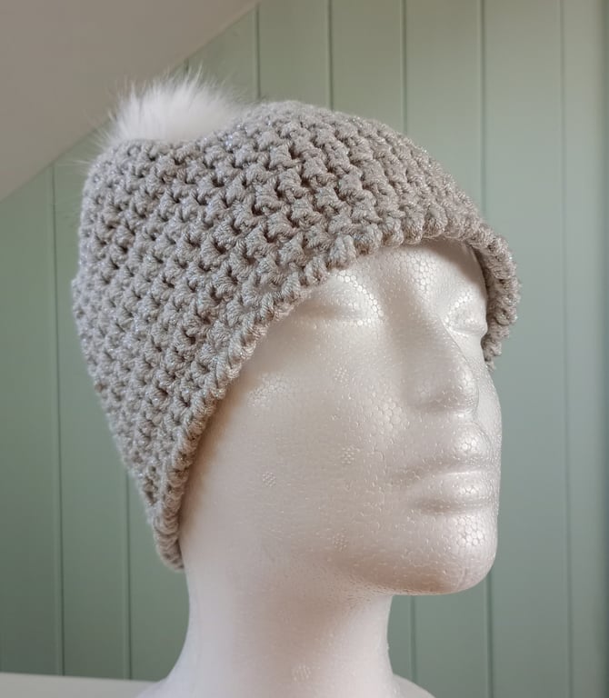 Crochet ladies sparkly silver winter beanie with faux fur pom