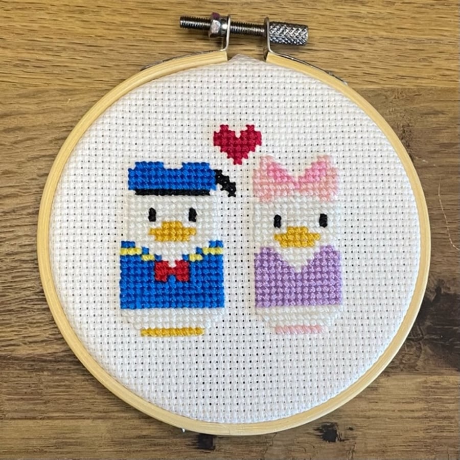 Donald loves Daisy Embroidery 