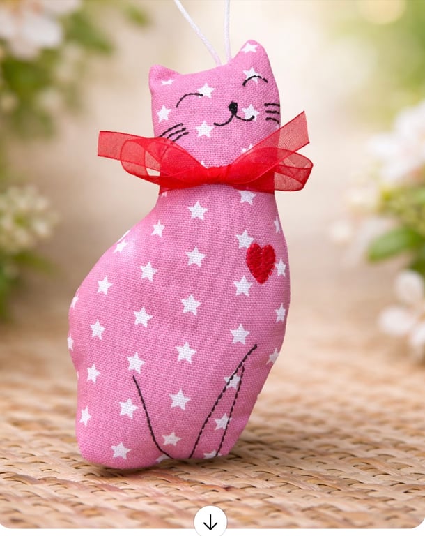 Cheery Cat with Love Heart Hanging Decoration - Cat Lovers Gift 