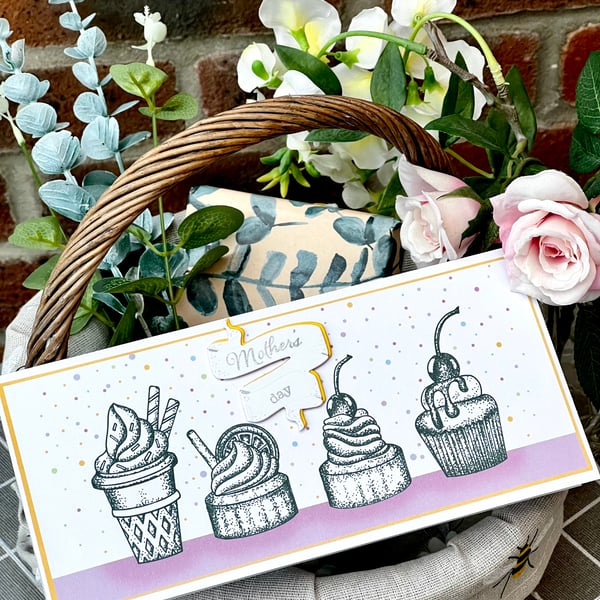 Mother's Day Cupcakes DL Card