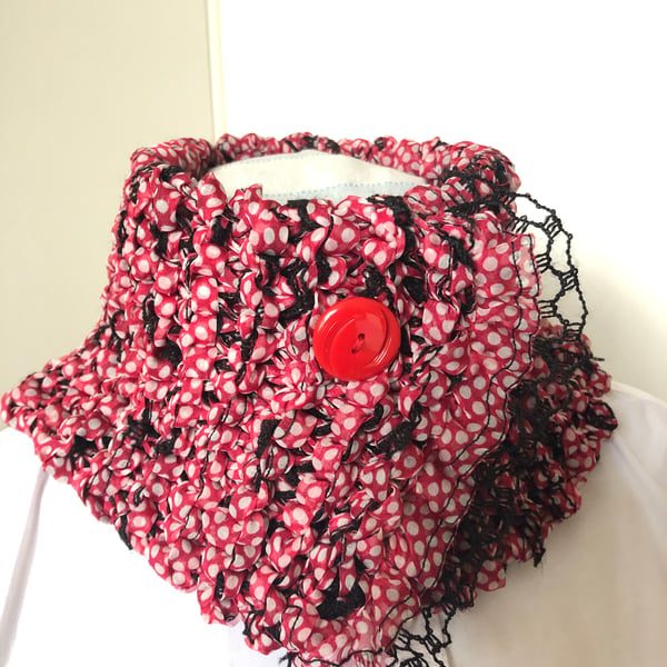 Red White Black Vintage Inspired Crocheted Scarf Neck Warmer