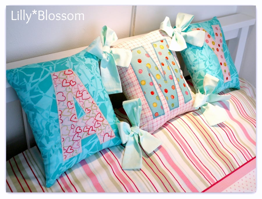 PDF Tied Personalised Cushions with Motifs Letters and numbers