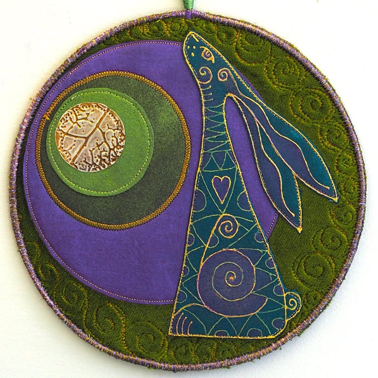 HMP1600 - Moon Gazer Hare Mandala - 20cm (8") - Olive Green-Purple-Gold