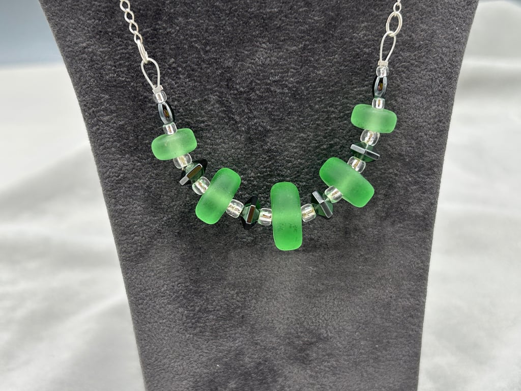 green seaglass style lampwork glass disc beaded necklace
