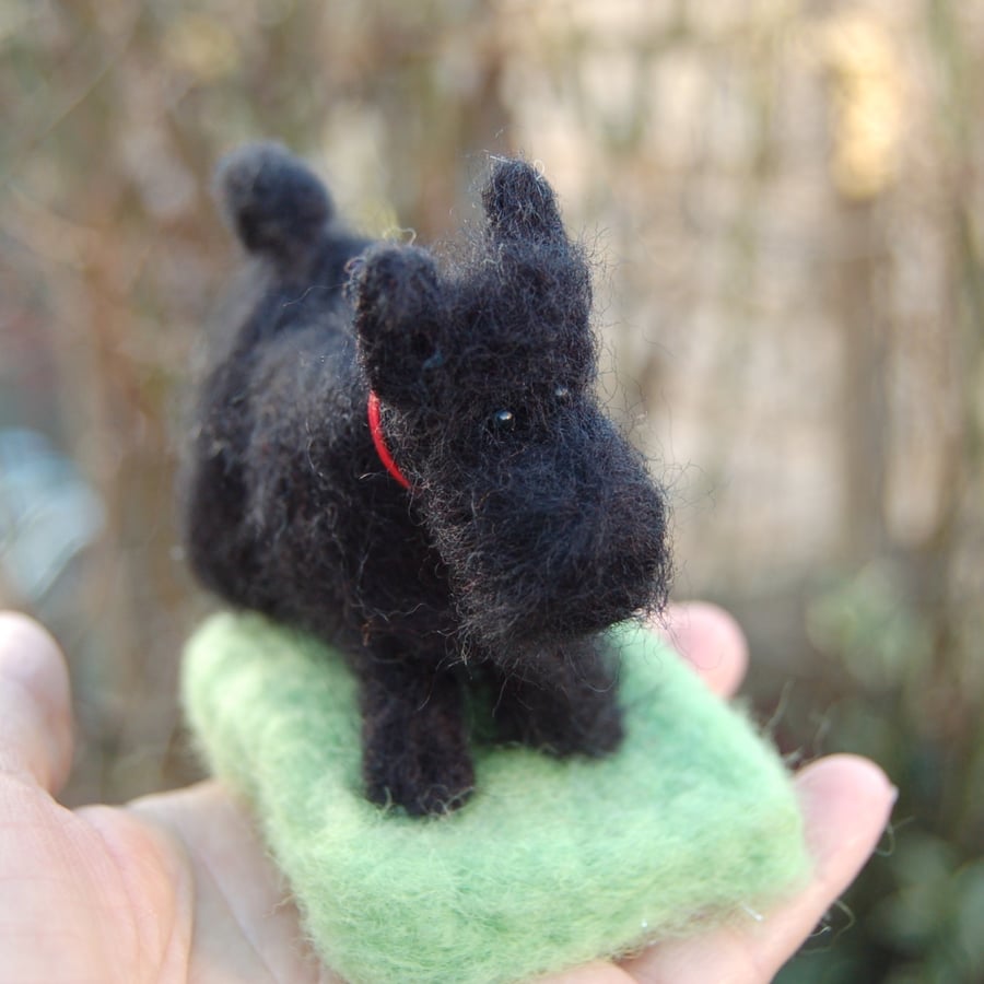 Needle felt Scottish Terrier.   Scottie dog ornament