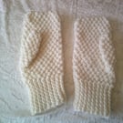 Ladies Aran Moss Stitch  Mittens