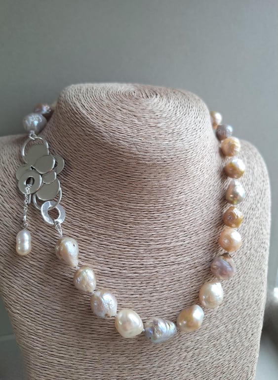 Peachy Baroque Necklace and brooch. Pearls and Silver 925