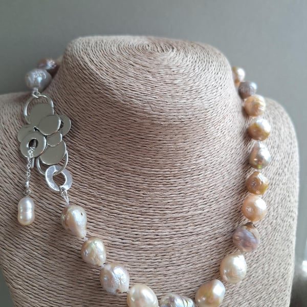 Peachy Baroque Necklace and brooch. Pearls and Silver 925