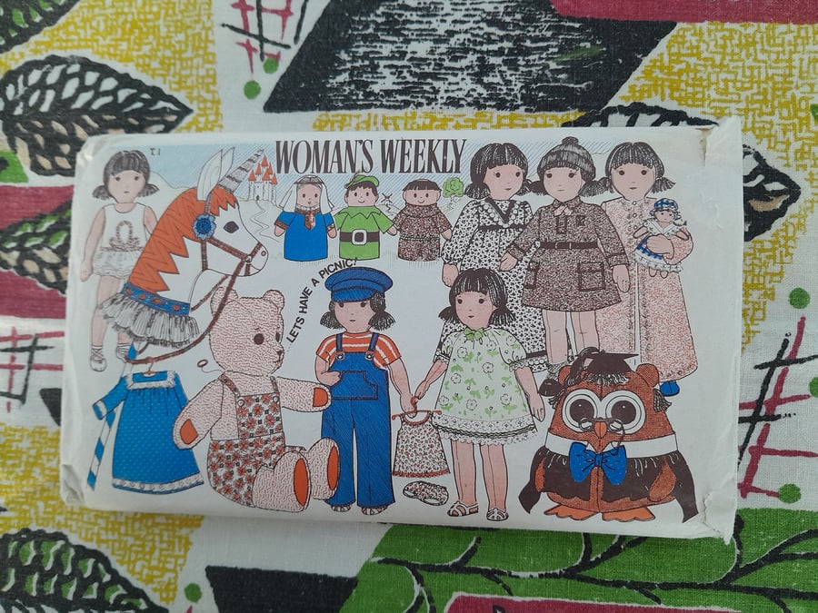 Vintage Woman's Weekly toys sewing pattern 