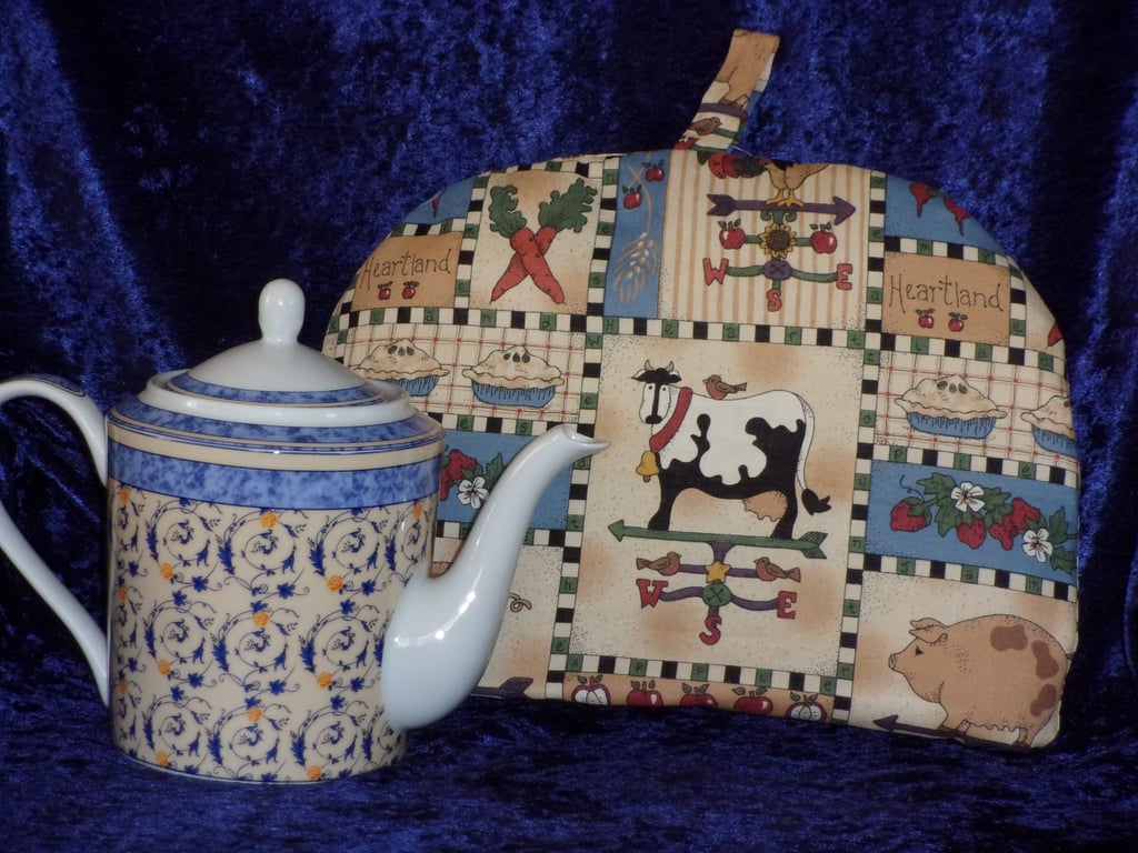 REDUCED PRICE Tea Cosy