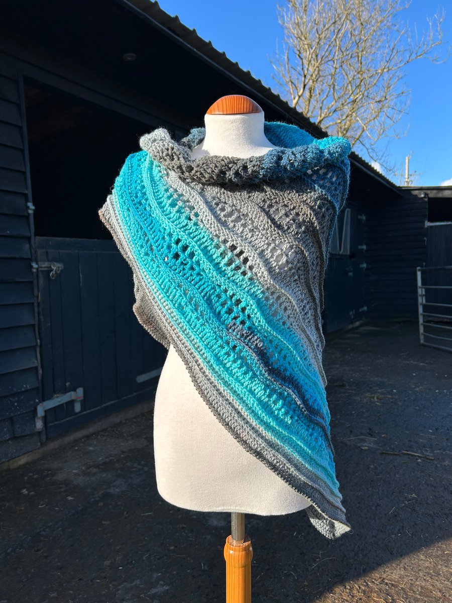 Blue Aquarius soft wool Triangle Lace and Texture Shawl Wrap