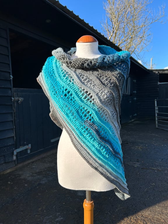 Blue Aquarius soft wool Triangle Lace and Texture Shawl Wrap