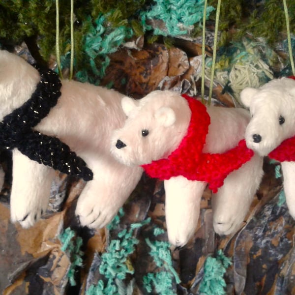 Christmas polar bears with scarves set of 3 hanging decorations