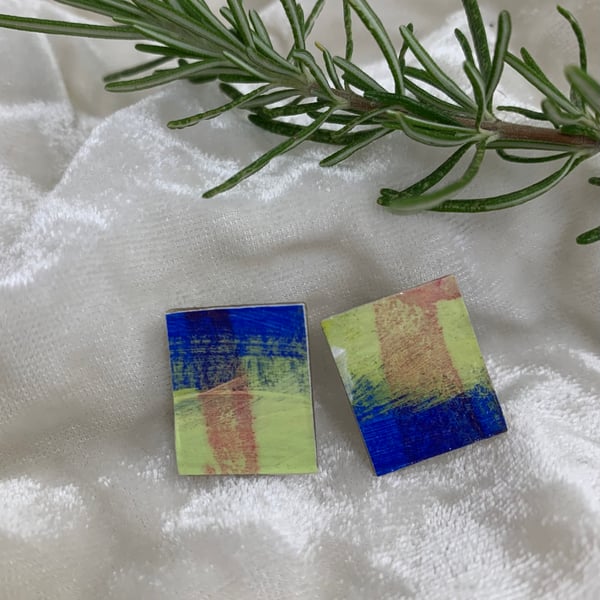 Stainless steel post earrings 