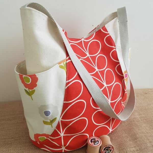 Tote bag: coordinating fabrics in shades of terracotta and cream