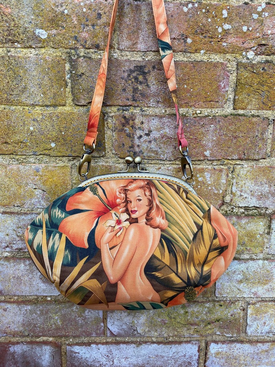 50s Burlesque glamour girls medium fabric frame clutch handbag Kiss clasp
