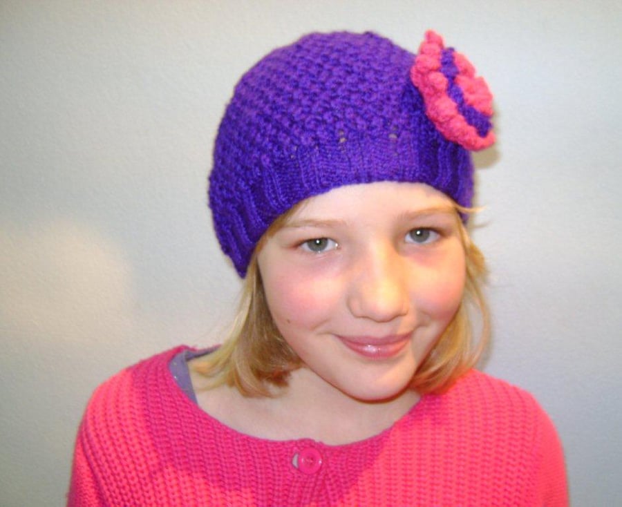 Girls Beanie Hat Purple & Strawberry Pink Size Medium 5 to 10 years
