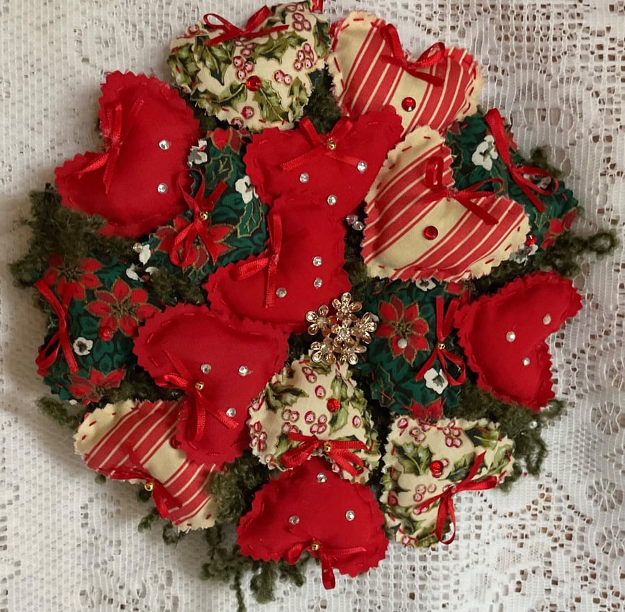 Pretty Christmas heart ring