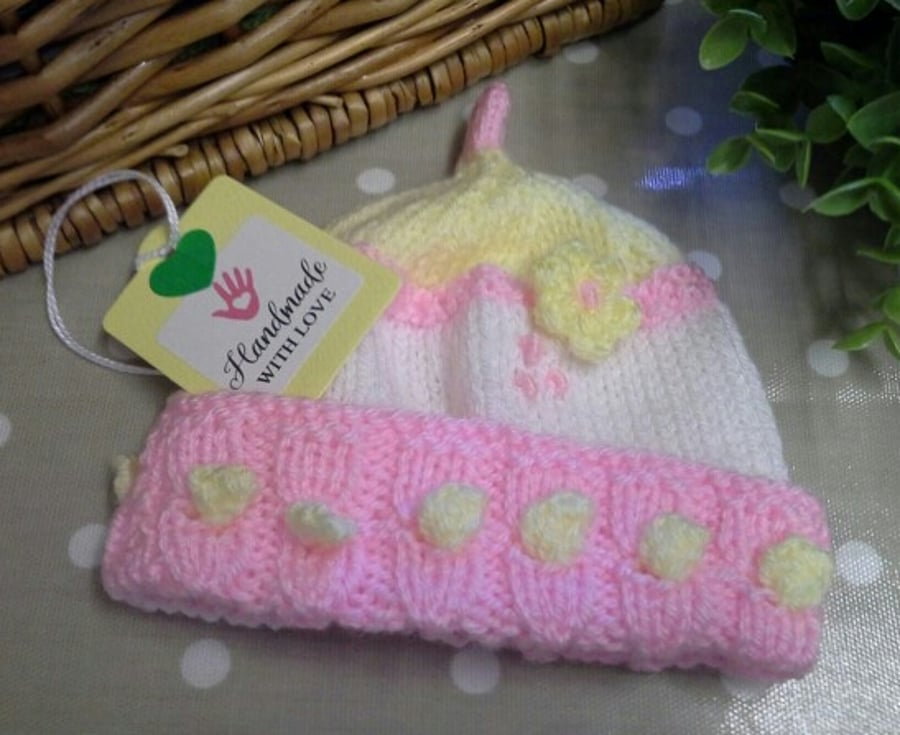 Baby Girl's Bobble & Flower Winter Hat 0-6 months size (HELP A CHARITY)