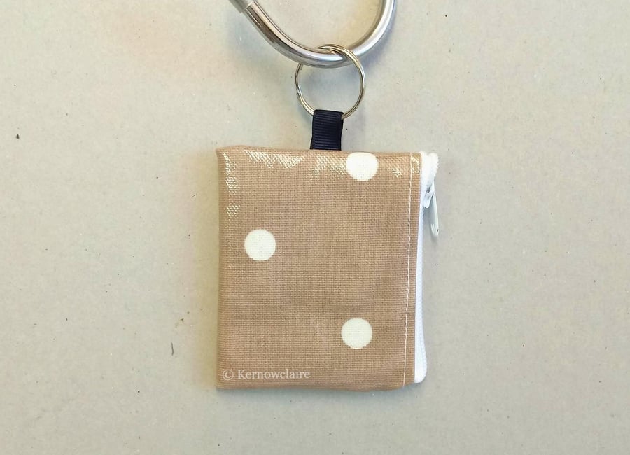 Mini coin purse key ring in tan with white spots