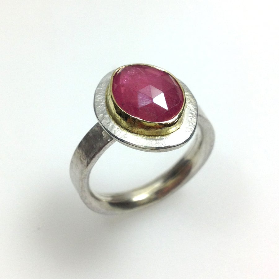 Sterling silver, 18ct gold and ruby Polki ring size UK N