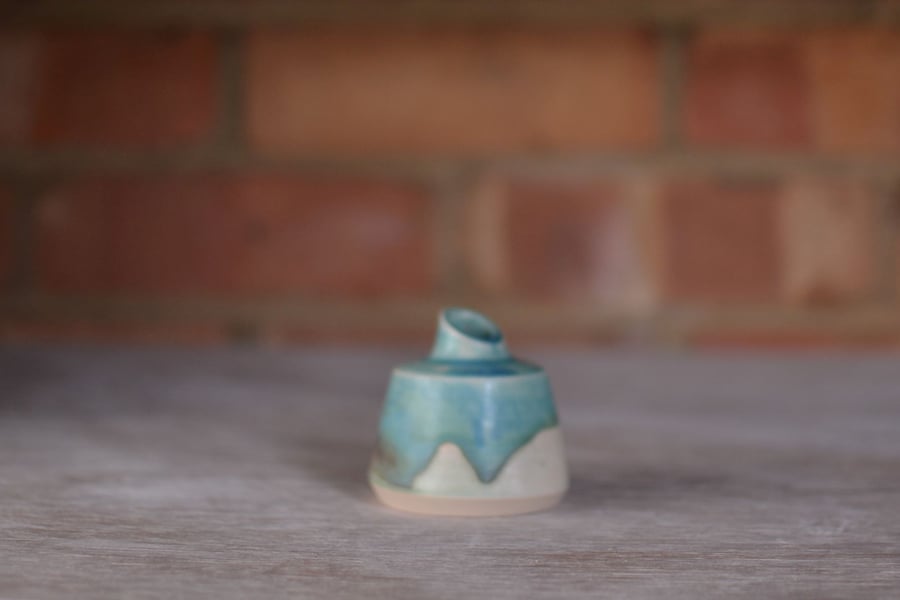 Super Second - Skyline bottle bud vase (24)