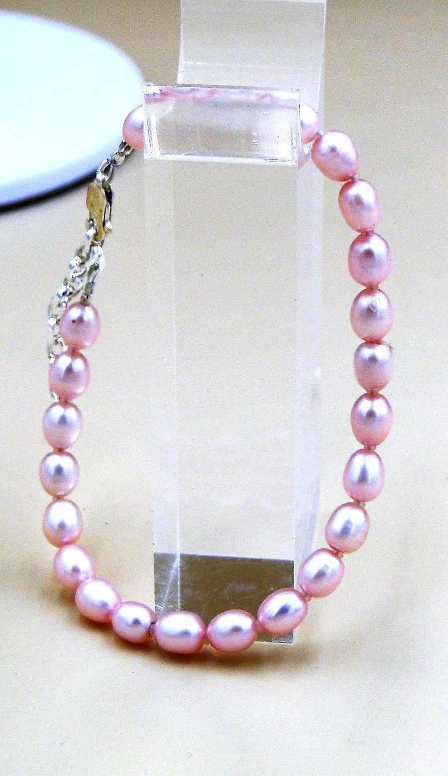 Delicate pink pearl bracelet. A lovely Christmas present.