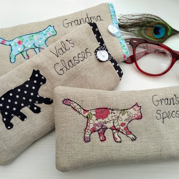 Personalised Cat Glasses Case - Custom Spectacles Eye Glass Pouch on linen