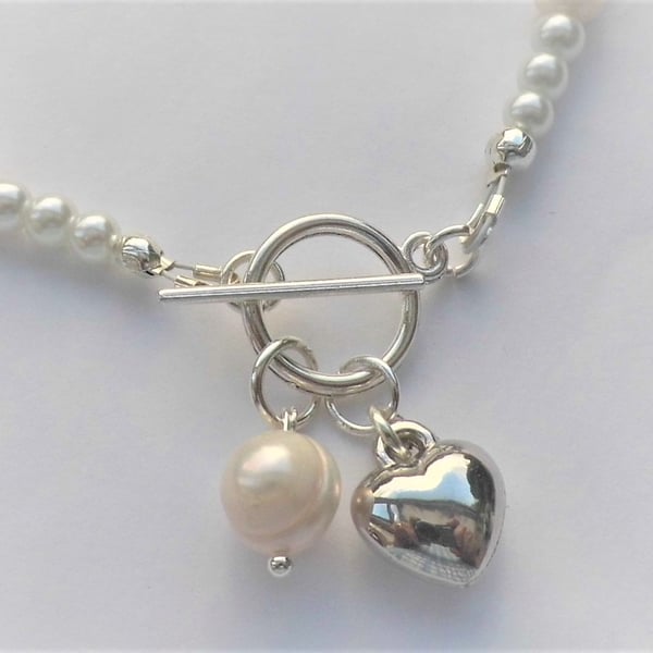  Pearl Charm Bracelet-T.Bar Heart & Pearl Charm Bracelet A Valentines Bracelet