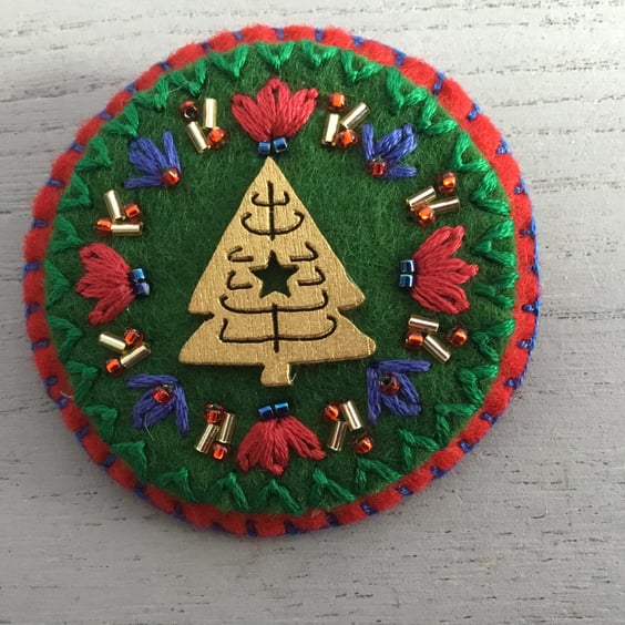 Hand Embroidered Golden Christmas Tree Brooch