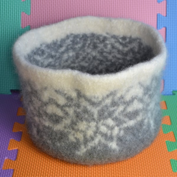 Handmade Felted Basket Snowflake Pattern Grey White 25cm diameter 17cm high