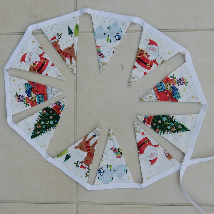 Christmas mini bunting Santa, Christmas trees and reindeer