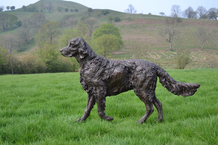 Walking English Setter Dog Statue Large Bronze Resin Garden Sculpture