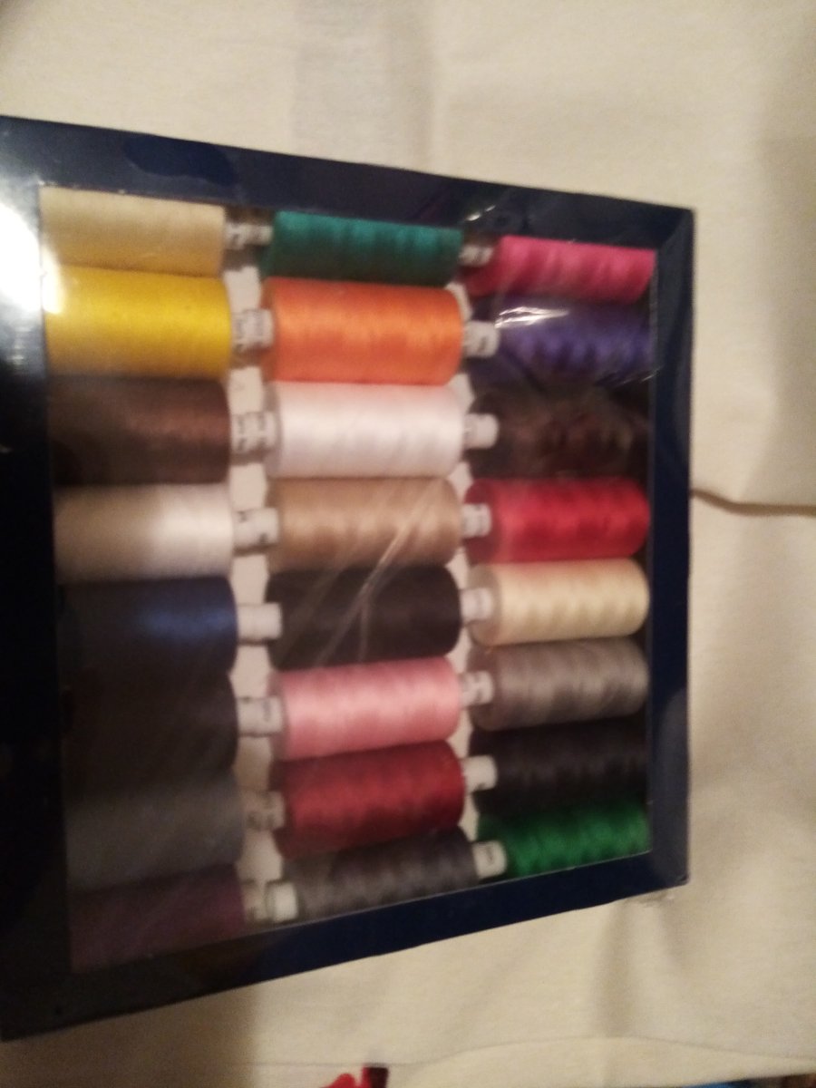Moon Sewing Thread Box 24 Brights  Ref FY468