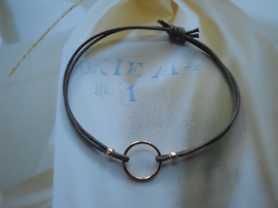 14k circle bracelet