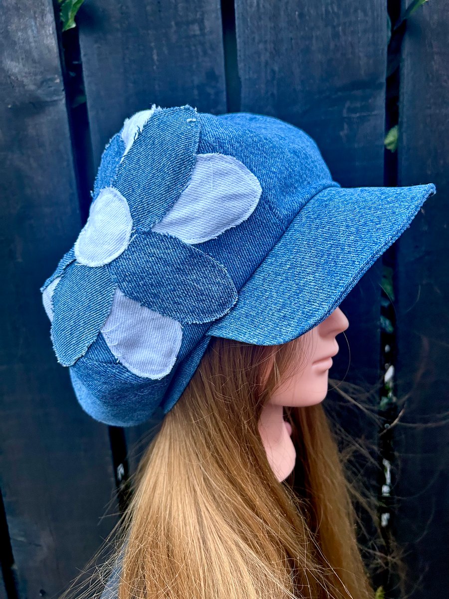 Women’s denim Baker boy cap 