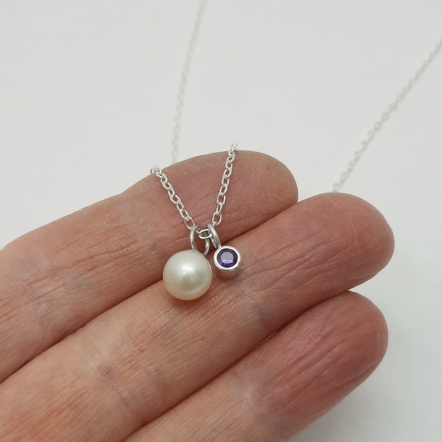 Small Cultured Pearl and Amethyst Pendant