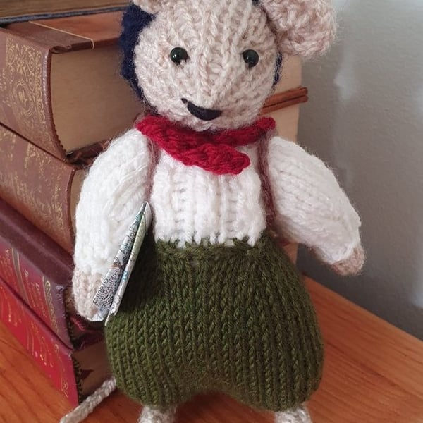 Rambling Ron a Hand Knitted Mouse