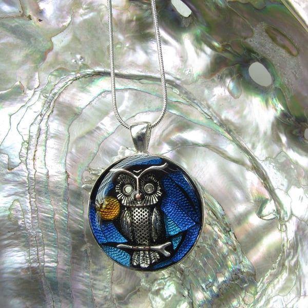 'Midnight Owl' - Stained glass Mosaic Pendant