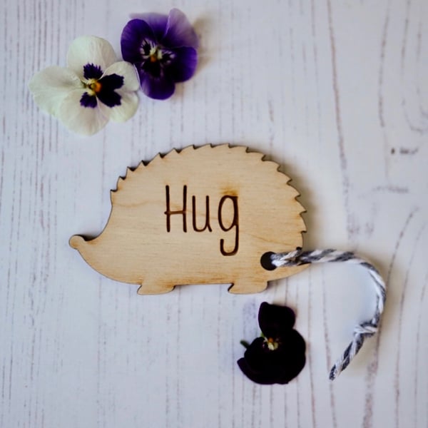 Hedge-hug