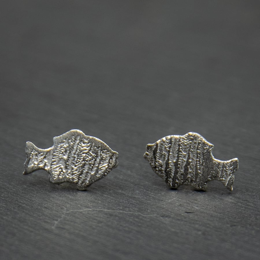 Fish Stud Earrings (FSS2)