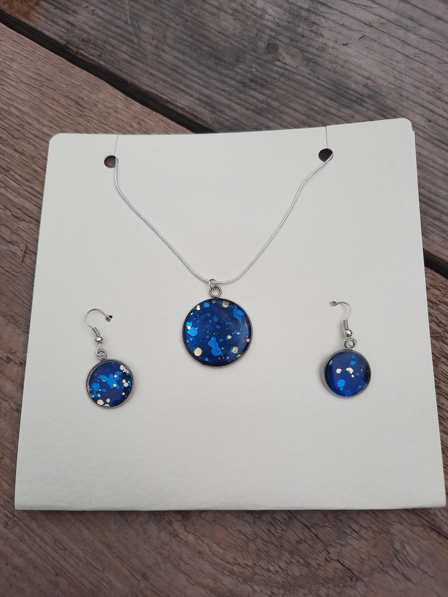 Hand Made Resin Craft Pendant Necklace and Earring Set with 925 Silver Chain