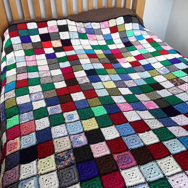 King size hand crocheted vintage style granny square blanket 