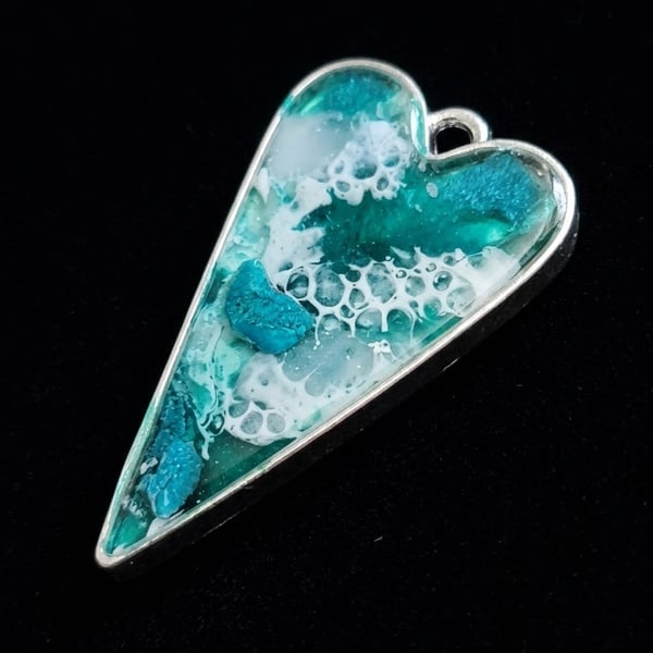 Handmade Ocean Waves Resin Heart Pendant – Ocean Teal Resin & Shell Necklace Ch
