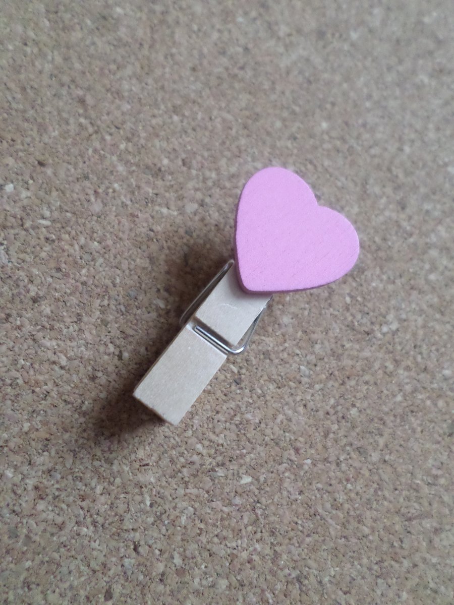 12pcs Set Decorative Peg Clips Memo Holders - 35mm - Pink Hearts 