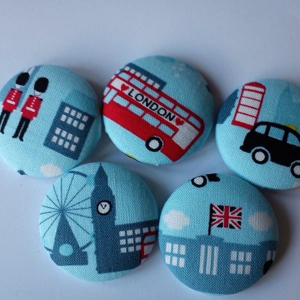 London Button Magnets set of 5 in gift tin