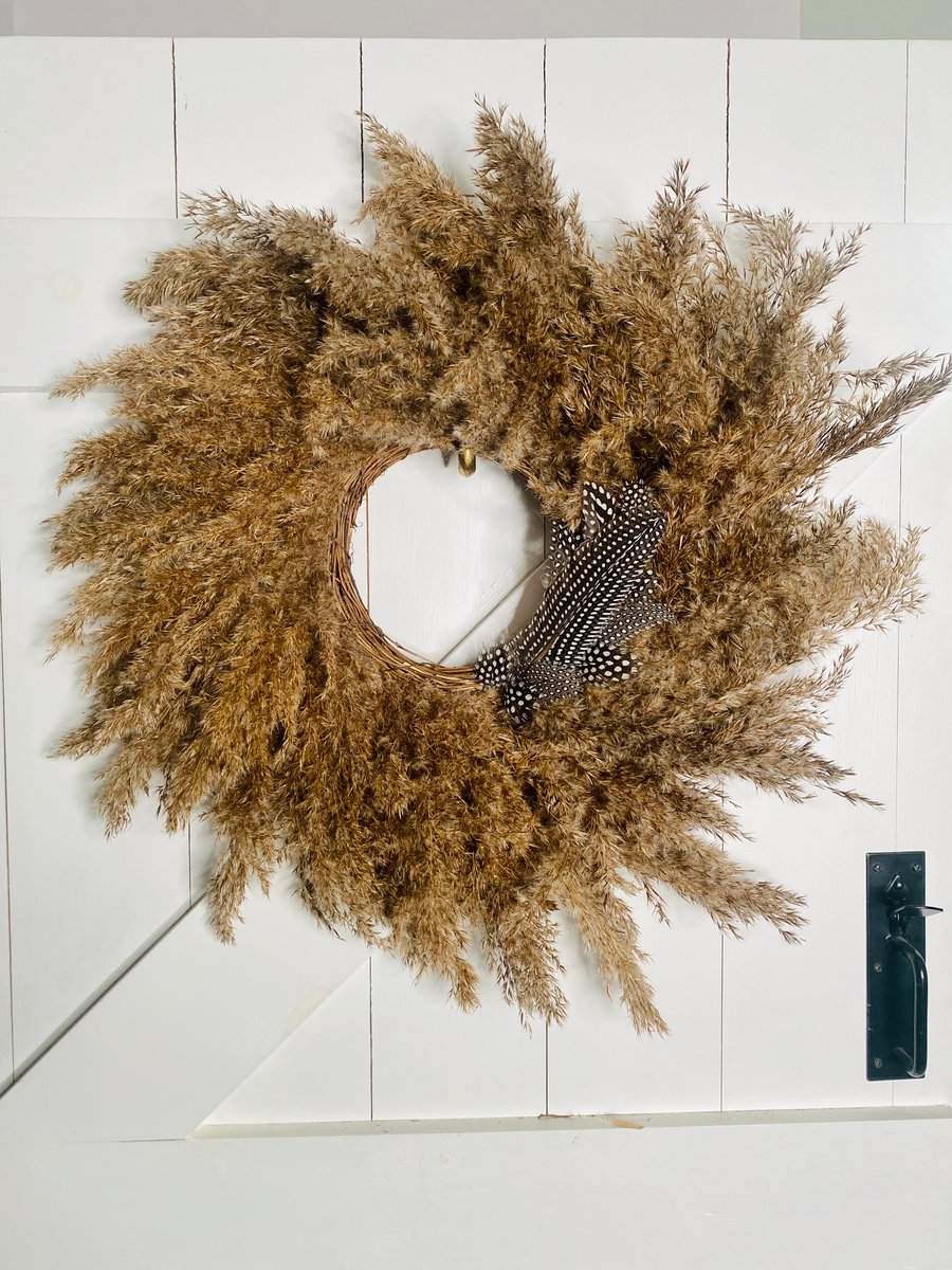 Large 55cm pampas type grass wreath with Guinea fowl feathers 